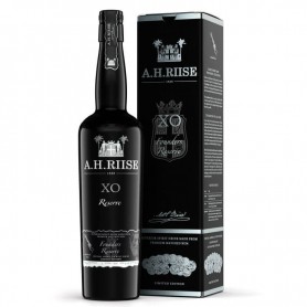 RHUM A.H. RIISE XO FOUNDERS RESERVE 2. AUFLAGE CL.70 MIT FALL